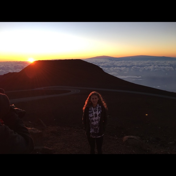 Meet your Posher, Claire - Picture 2 of 4